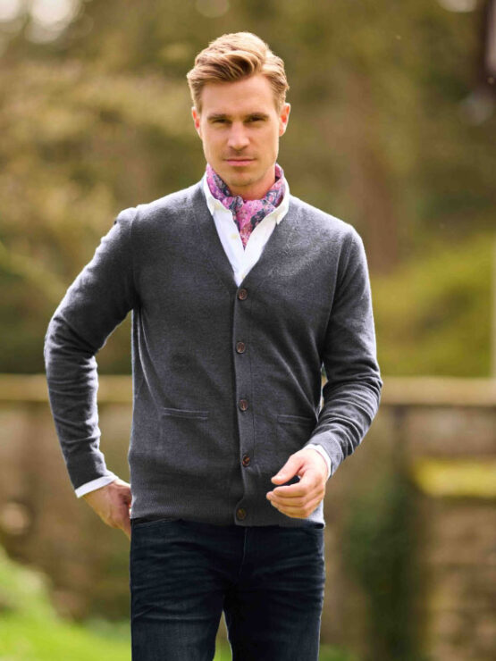 Cardigan lambswool met Harris Tweed details Grey