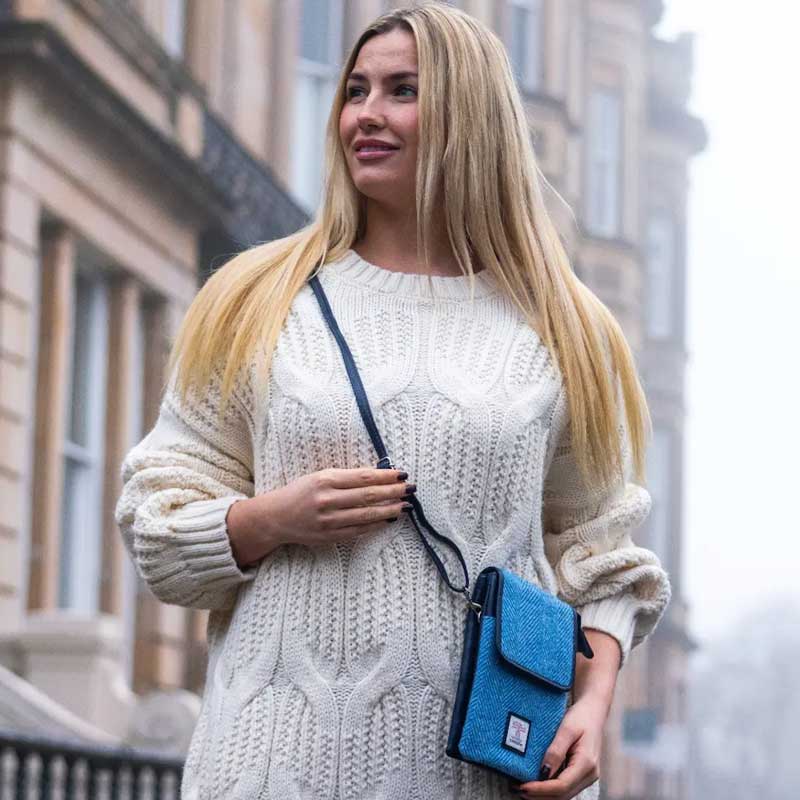 Harris Tweed Mini Crossbody Bag in Sky Blue - Afbeelding 6